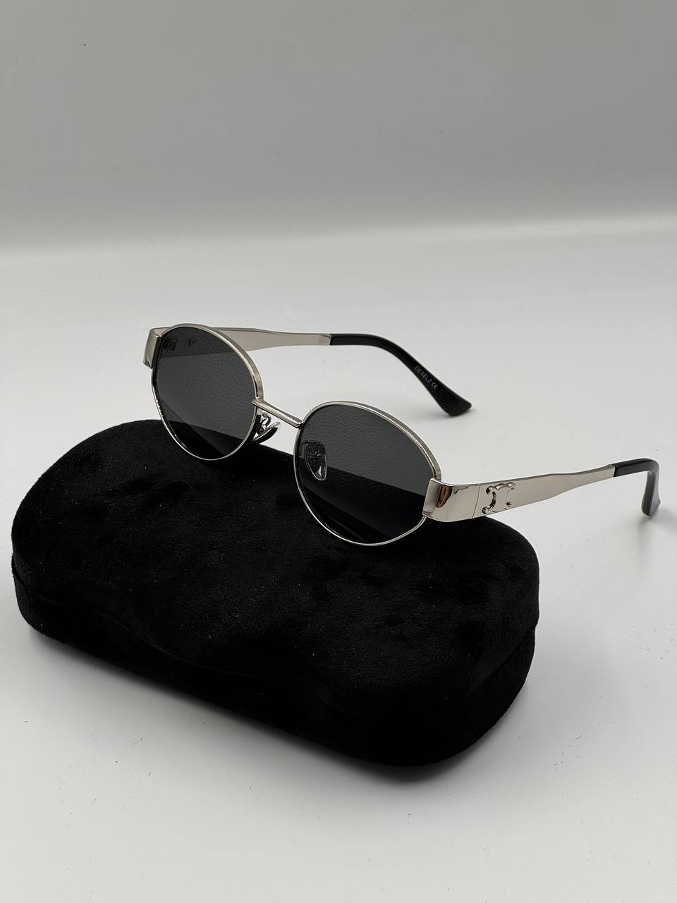 سلین فریم نقره ایی(فیک)